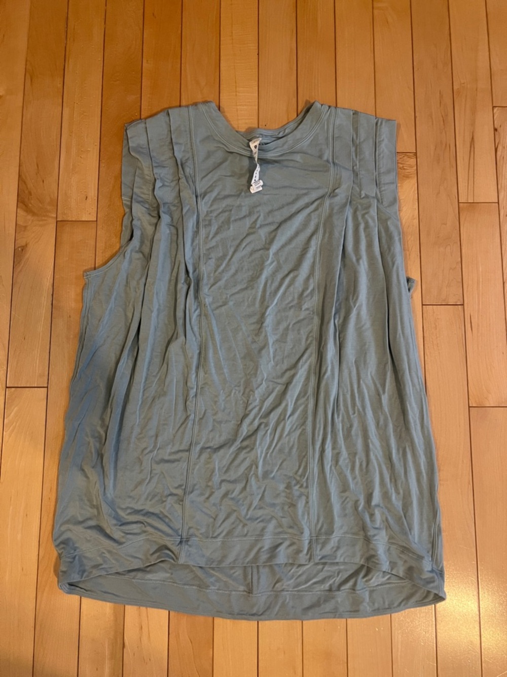 Lululemon Size 6 Slate Blue Sleeveless Tunic Top
